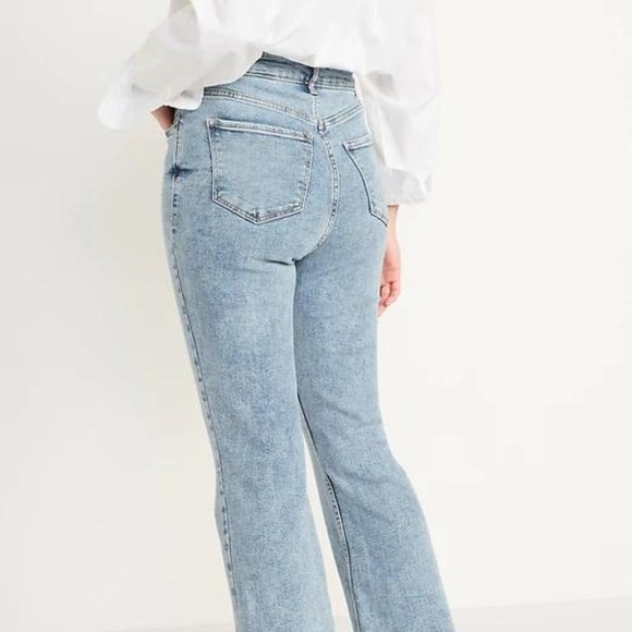 Old Navy Higher High-Waisted Cropped Flare Jeans for Women New - Picture 7 of 10